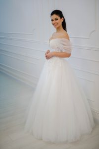 Menyasszonyi ruha - Júlia Esküvői Ruhaszalon