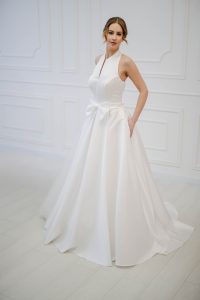 Menyasszonyi ruha - Júlia Esküvői Ruhaszalon
