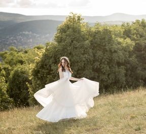 Read more about the article Női testalkat típusok és esküvői ruha fazonok